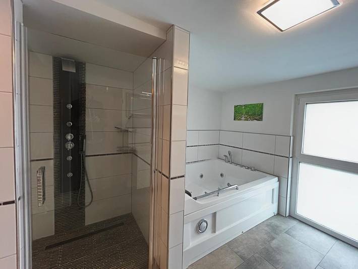 Ferienwohnung für 4 Personen, mit Sauna und Ausblick sowie Seeblick und Garten in Rieden (Eifel) - 3