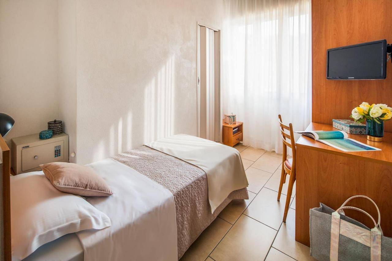 Hotel Europa in Bagni Castelletto beach, Commune de Finale Ligure