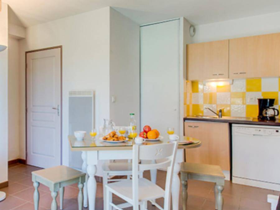 Résidence Le Domaine d'Ensérune - Vacancéole - Casa 4 personas - Casa con salón y dormitorio para 4 personas in Colombiers, Côte d'Améthyste