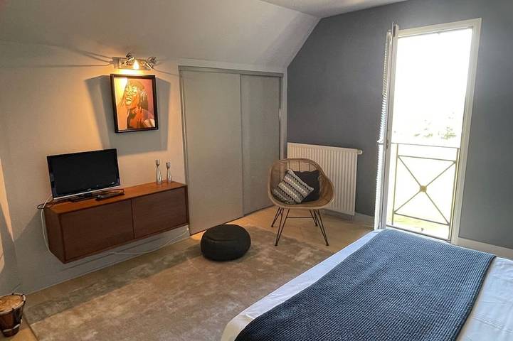 Location de vacances pour 6 personnes, avec terrasse et jardin à Hautefort - 4