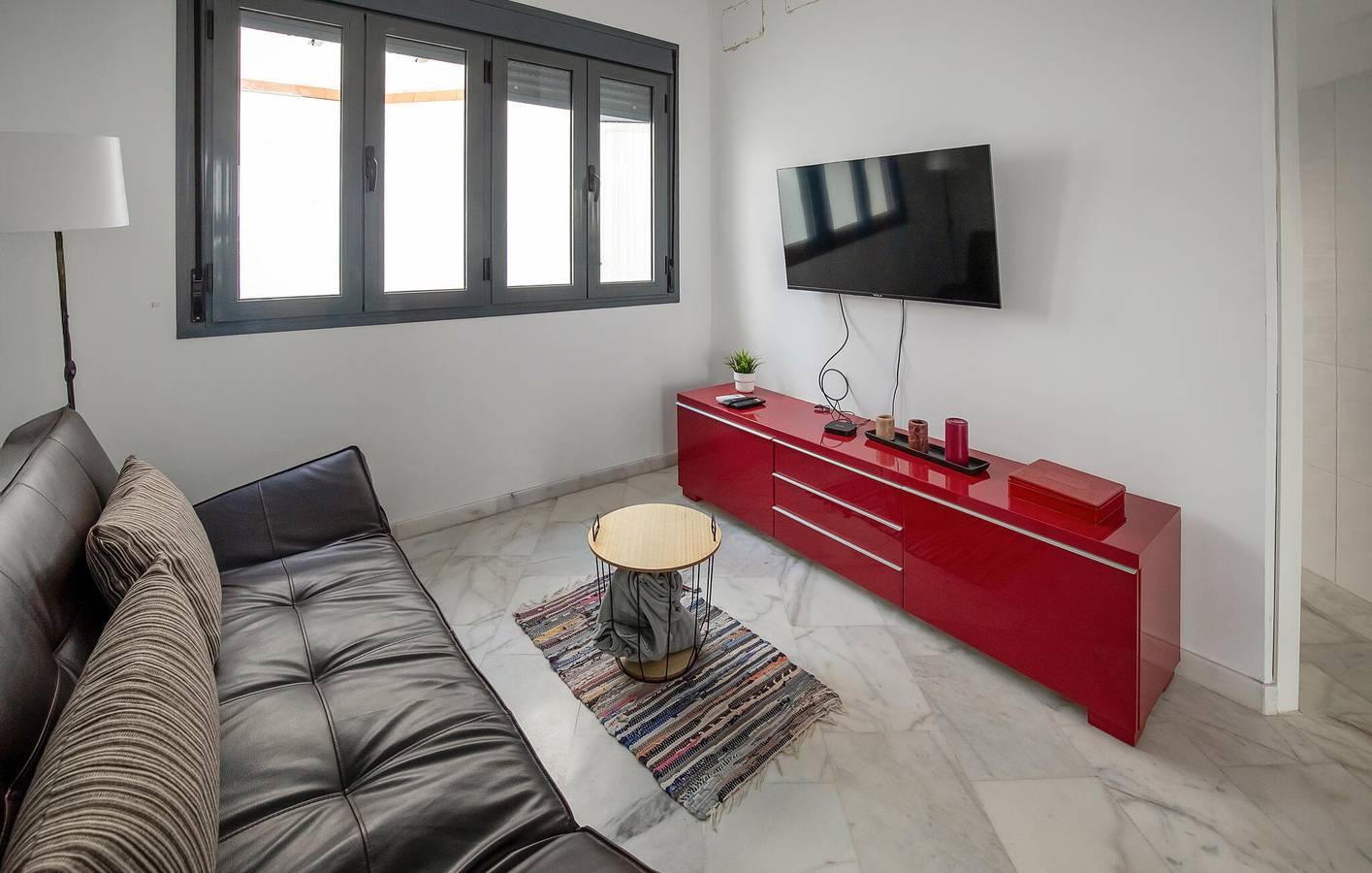 Gemütliches Aznalcázar Apartment mit AC und WiFi - Stadtzentrum 400m in Aznalcázar, Sevilla Provinz