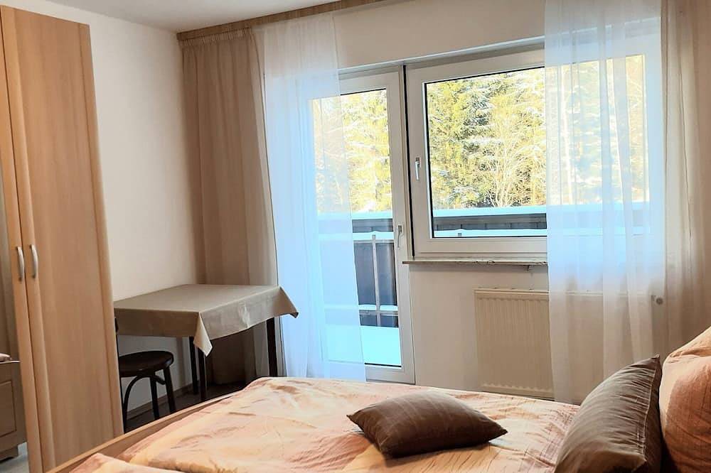 Ganze Wohnung, Gemütliche Ferienwohnung 125qm mit Grillmöglichkeit im Garten in Kirchenlamitz, Landkreis Wunsiedel im Fichtelgebirge