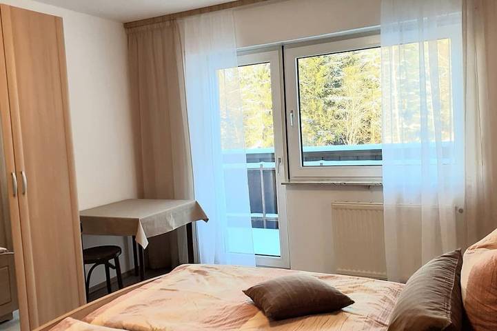 Ferienwohnung für 5 Personen, mit Balkon in Kirchenlamitz - 2