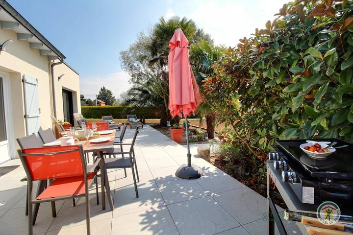 Gîte pour 4 personnes, avec jardin et terrasse dans Golf Club des Sables d'Or - 2