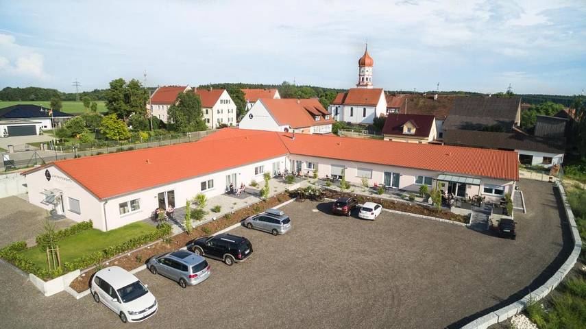 Gîte pour 6 personnes, avec vue et jardin à Burgau