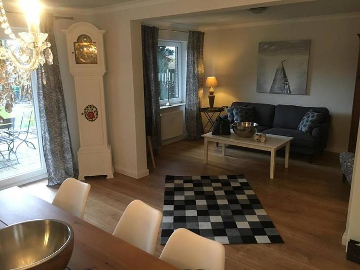 Ferienhaus für 4 Personen, mit Terrasse und Garten sowie Ausblick