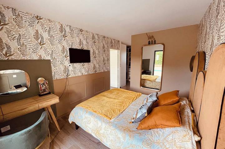 Location de vacances pour 10 personnes, avec terrasse et jardin à Cadillac-en-Fronsadais - 2