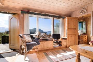 Blockhütte für 6 Personen, mit Meerblick und Garten, mit Haustier in Meløy