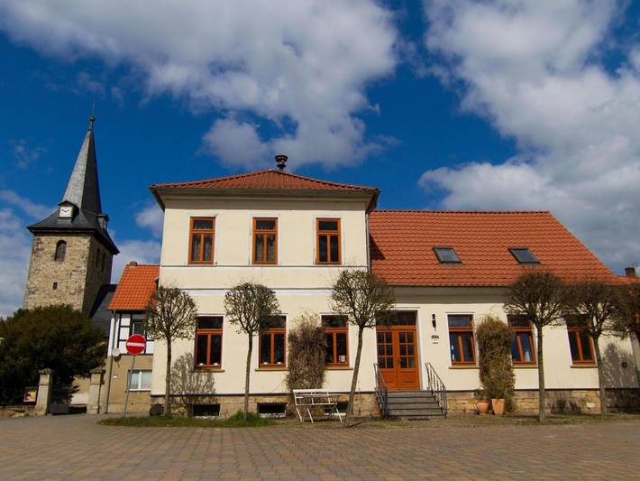 Ferienhaus für 19 Personen, mit Terrasse und Garten in Ballenstedt