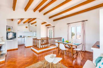 Villa in Es Mercadal, Coast of Menorca für 6 