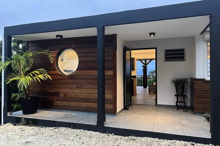 Location de vacances pour 6 personnes, avec jardin ainsi que vue et piscine à Grand-Bourg - 4