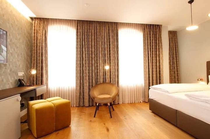 Ferienhaus für 2 Personen, mit Terrasse und Sauna in Landau