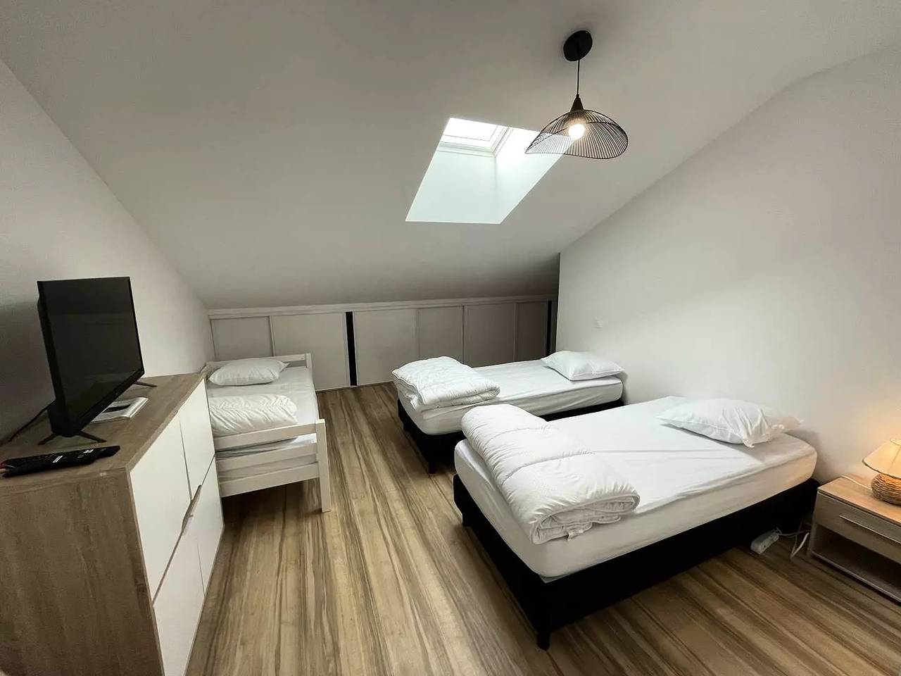 Ganze Wohnung, Neue Wohnung in der Nähe von Annehmlichkeiten für 6 Personen mit Parkplatz in Lacanau Ocean, Lacanau