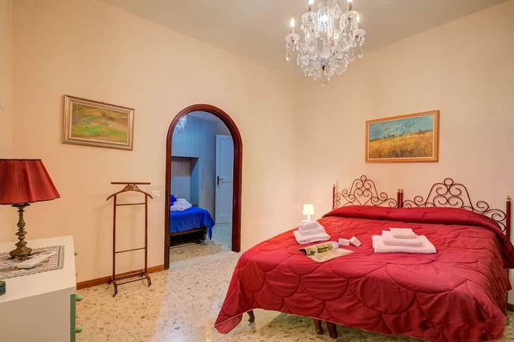 Appartamento intero, Villa Alberti Appartamento Emma, ​​Salò, Italia in Salò, Prealpi Gardesane