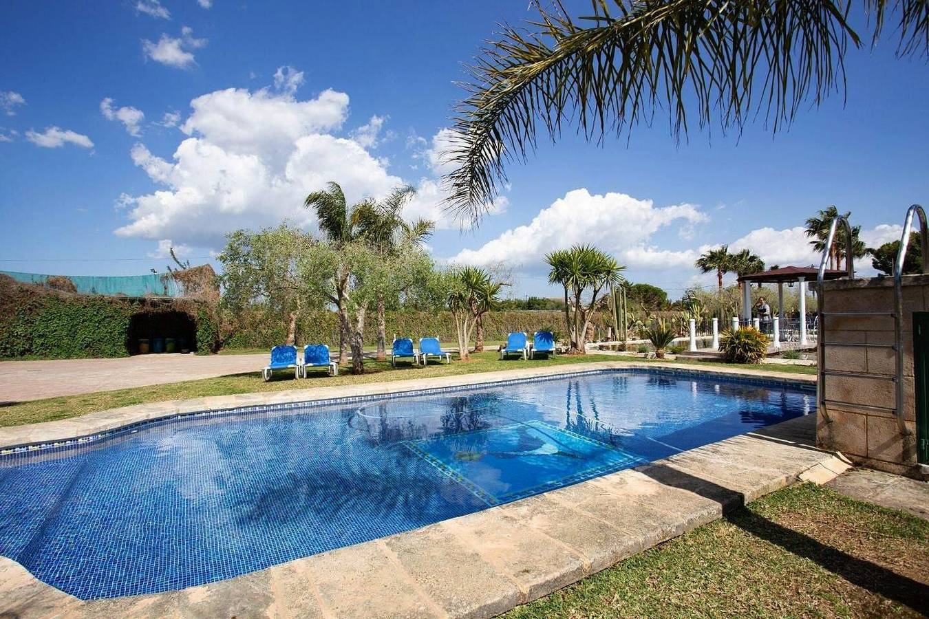 Ampia casa con campo da tennis, piscina e Wi-Fi in Binissalem, Maiorca centrale