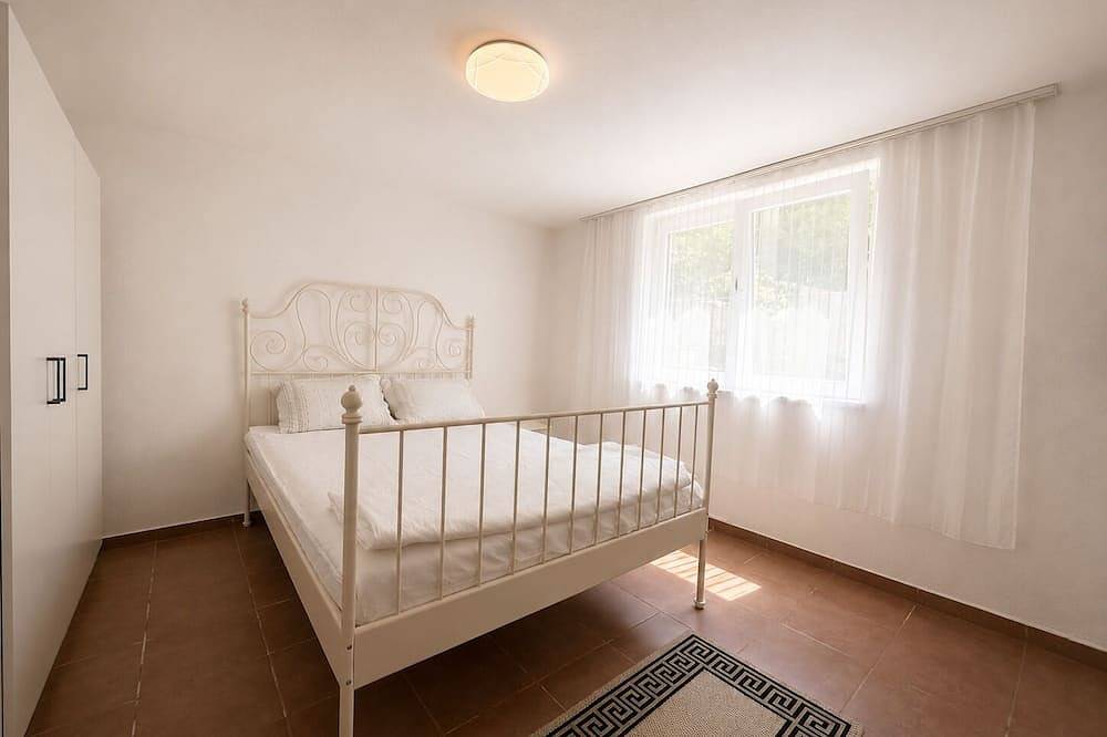 Apartamento entero, Garden Retreat 1-Bedroom Budva in Budva, Municipio de Budva