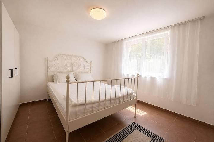 Ganze Wohnung, Garden Retreat 1-Bedroom Budva in Budva, Opština Budva