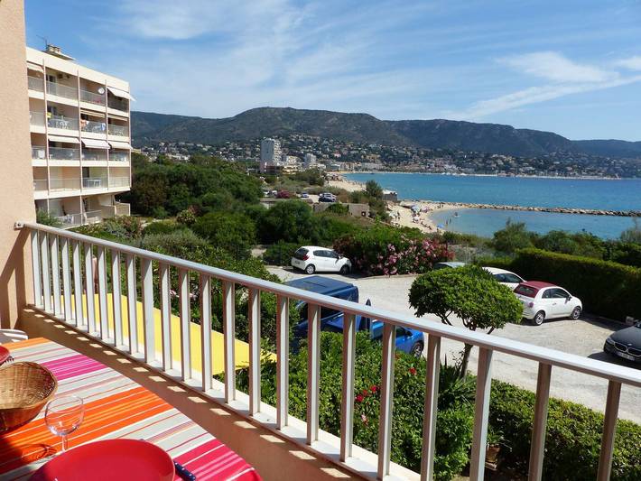 Gîte pour 5 personnes, avec terrasse dans Port de Bormes les Mimosas - 2