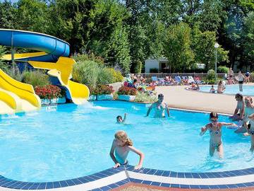 Tente pour 5 personnes, avec bassin pour enfant en Savoie