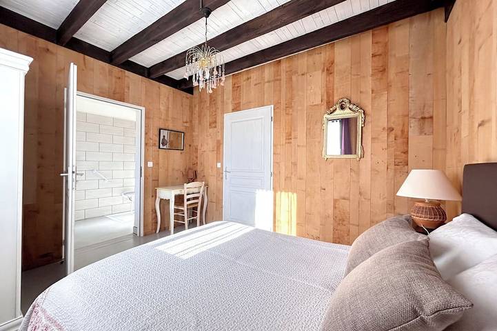 Location de vacances pour 12 personnes, avec terrasse à Saint-Estèphe (Dordogne) - 4