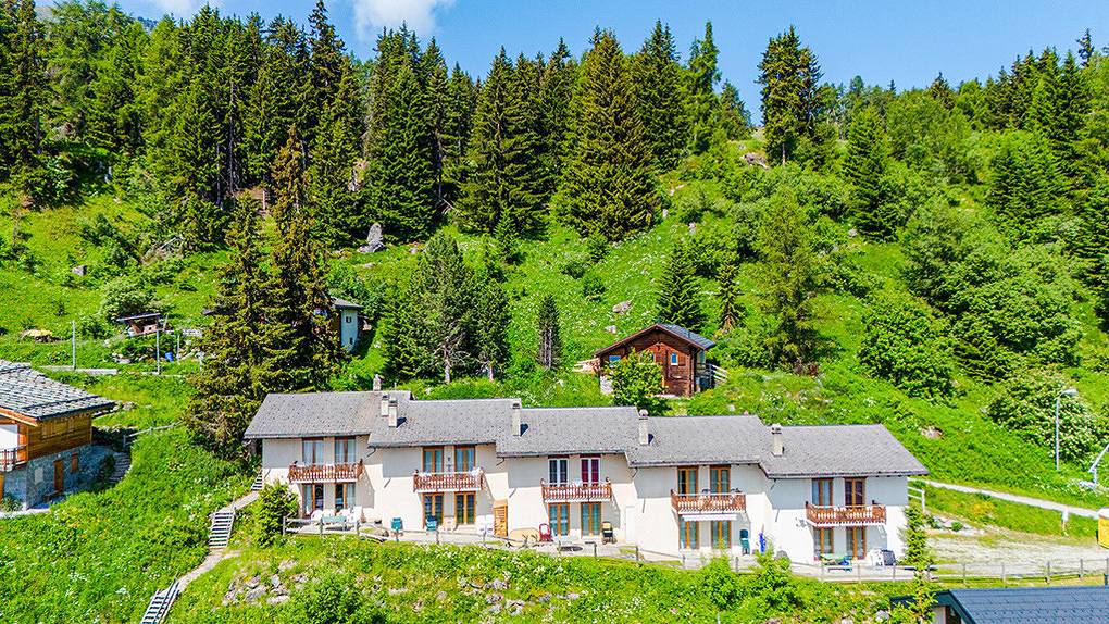 Vakantiehuis voor 8 personen met uitzicht in Les Masses, Vex