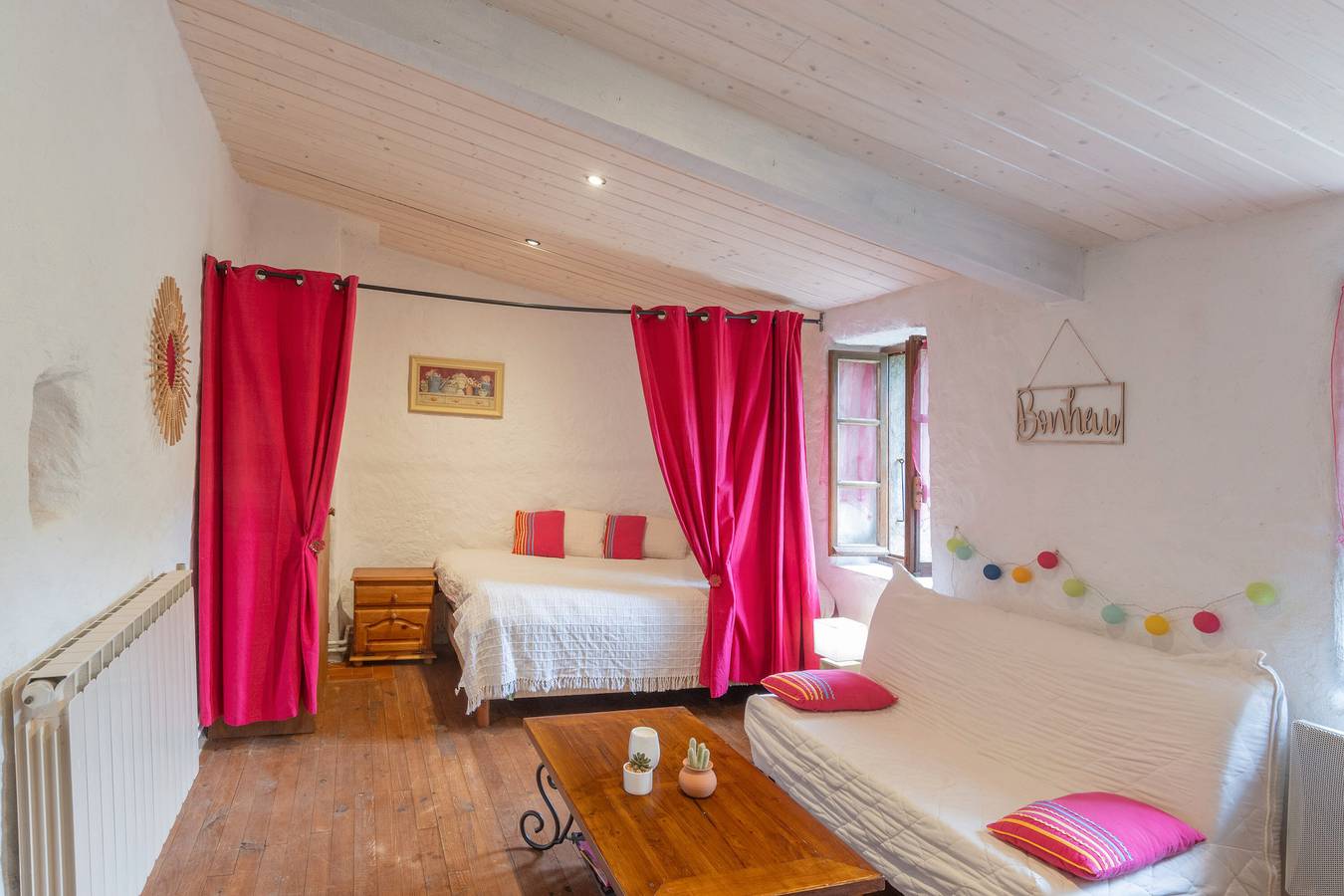 Maison de Vacances 'Cœur Ardèche' avec Vue sur la Montagne et Jardin Privé in Beaumont (Ardèche), Parc naturel régional des Monts d'Ardèche