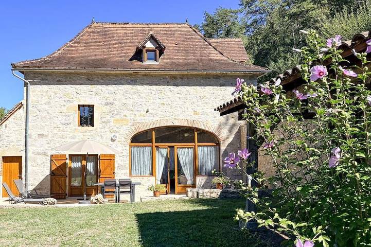 Location de vacances pour 5 personnes, avec Jardin à Crégols