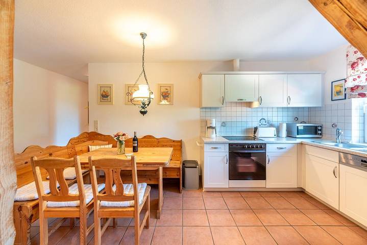 Ferienwohnung für 5 Personen, mit Garten und Ausblick in Midlum - 3