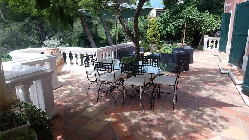 Location de vacances pour 2 personnes, avec jardin et piscine à Bandol - 4