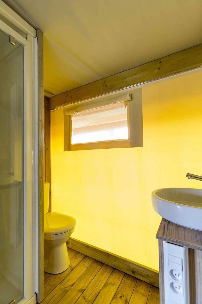 Tente pour 5 personnes, avec bassin pour enfant dans l' Hérault - 3