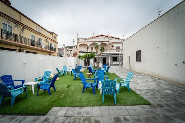 Casa vacanza per 2 persone, con idromassaggio e giardino in Cariati Marina