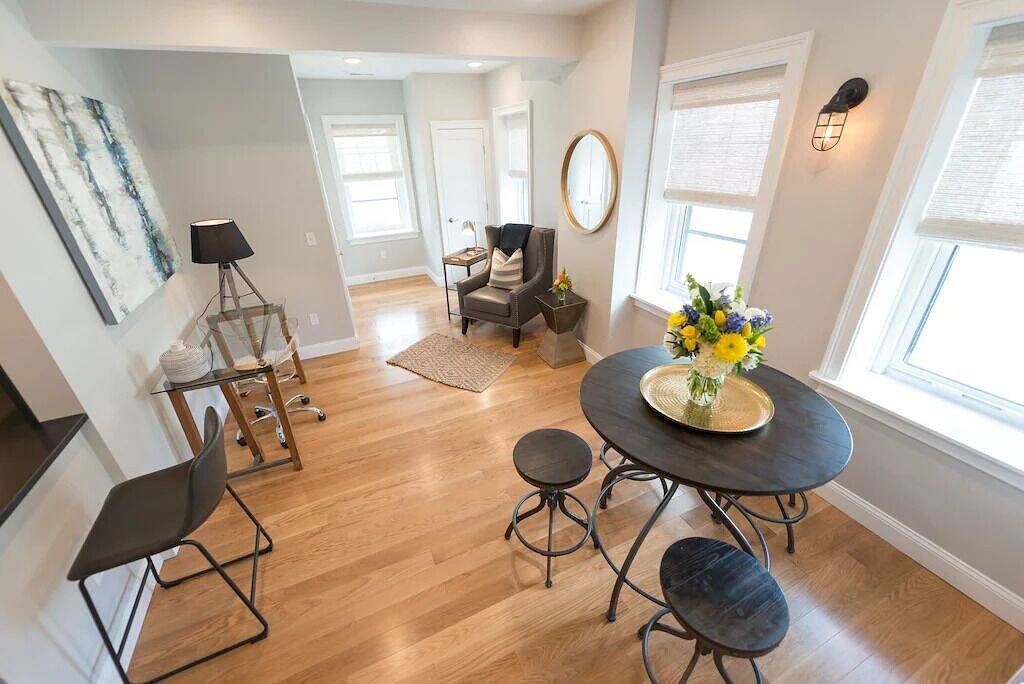 Ganze Wohnung, 3 Beautiful Bedrooms and Open Living Area in Newport, Newport County