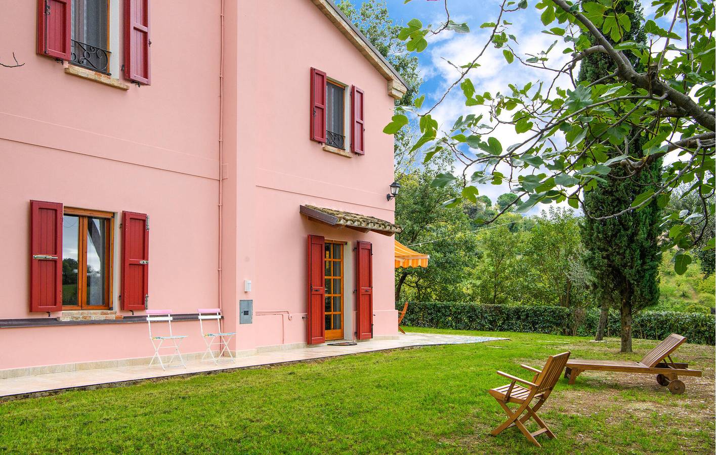 Maison de vacances pour 9 personnes avec piscine in Montelabbate, Valle del Metauro