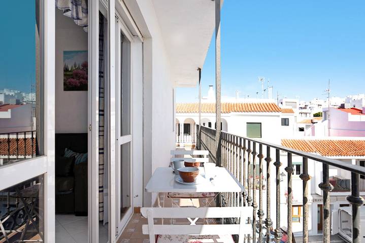 Ganze Wohnung, Ferienwohnung „Mercedes Solo Familias“ mit Meerblick, Balkon und Wlan in Conil de la Frontera, Costa de la Luz
