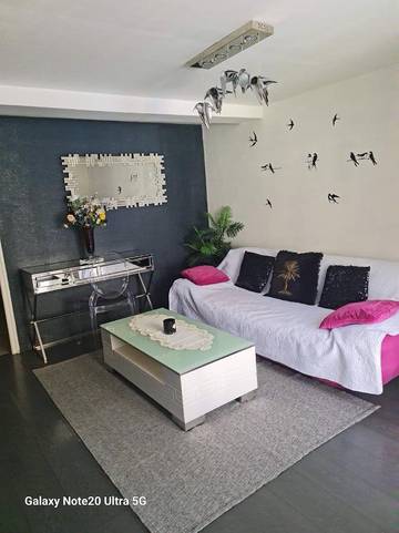 Gîte pour 2 personnes, avec jardin à Bondy