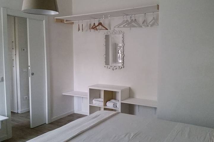 Ganze Wohnung, Schöne Sant'Anna 1 Wohnung in Salo - Gardasee. in Salò, Gardasee-Berge