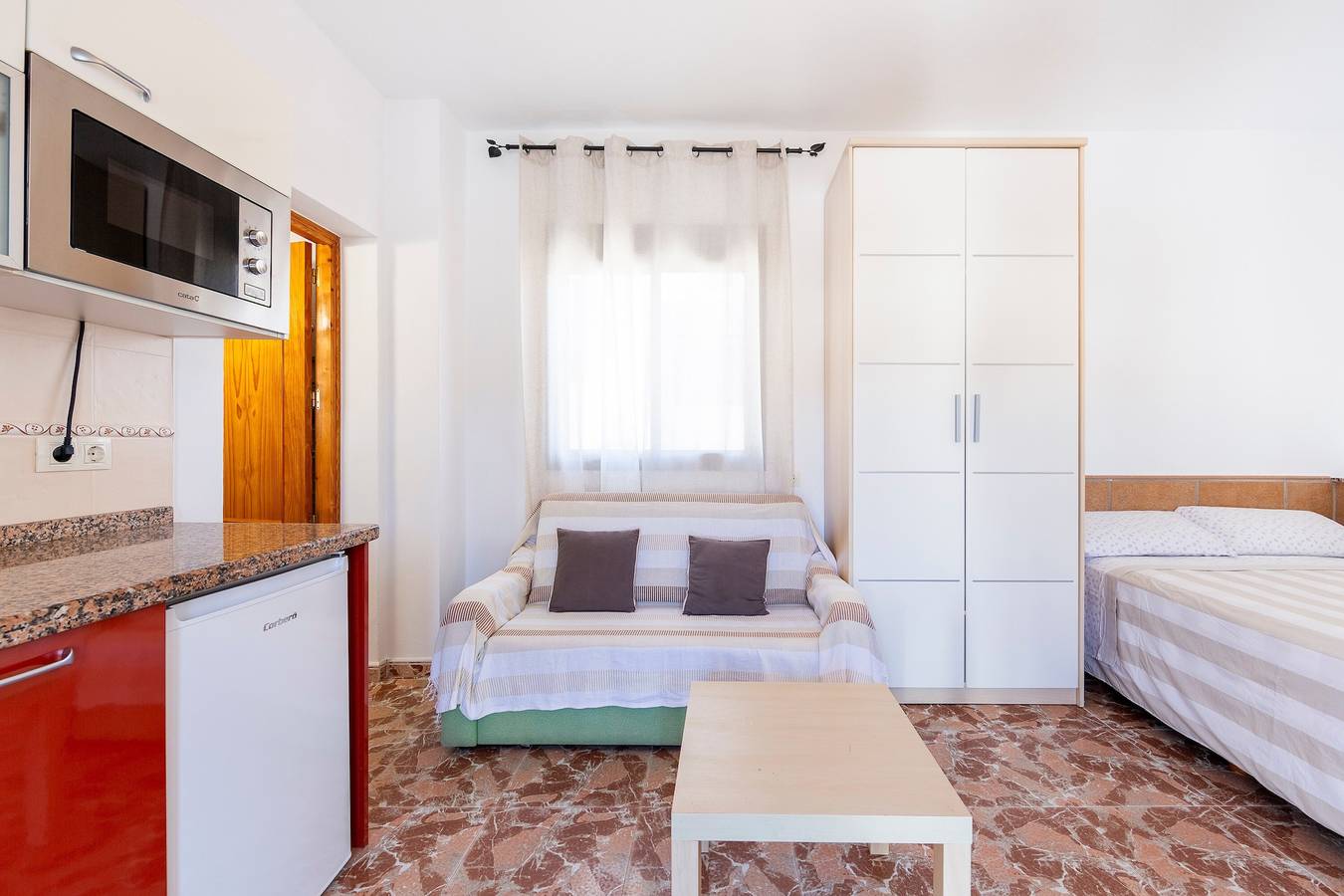 Casa rural 'Estrella' con vistas a la montaña, Wi-Fi y aire acondicionado in Pozo de los Frailes, Níjar