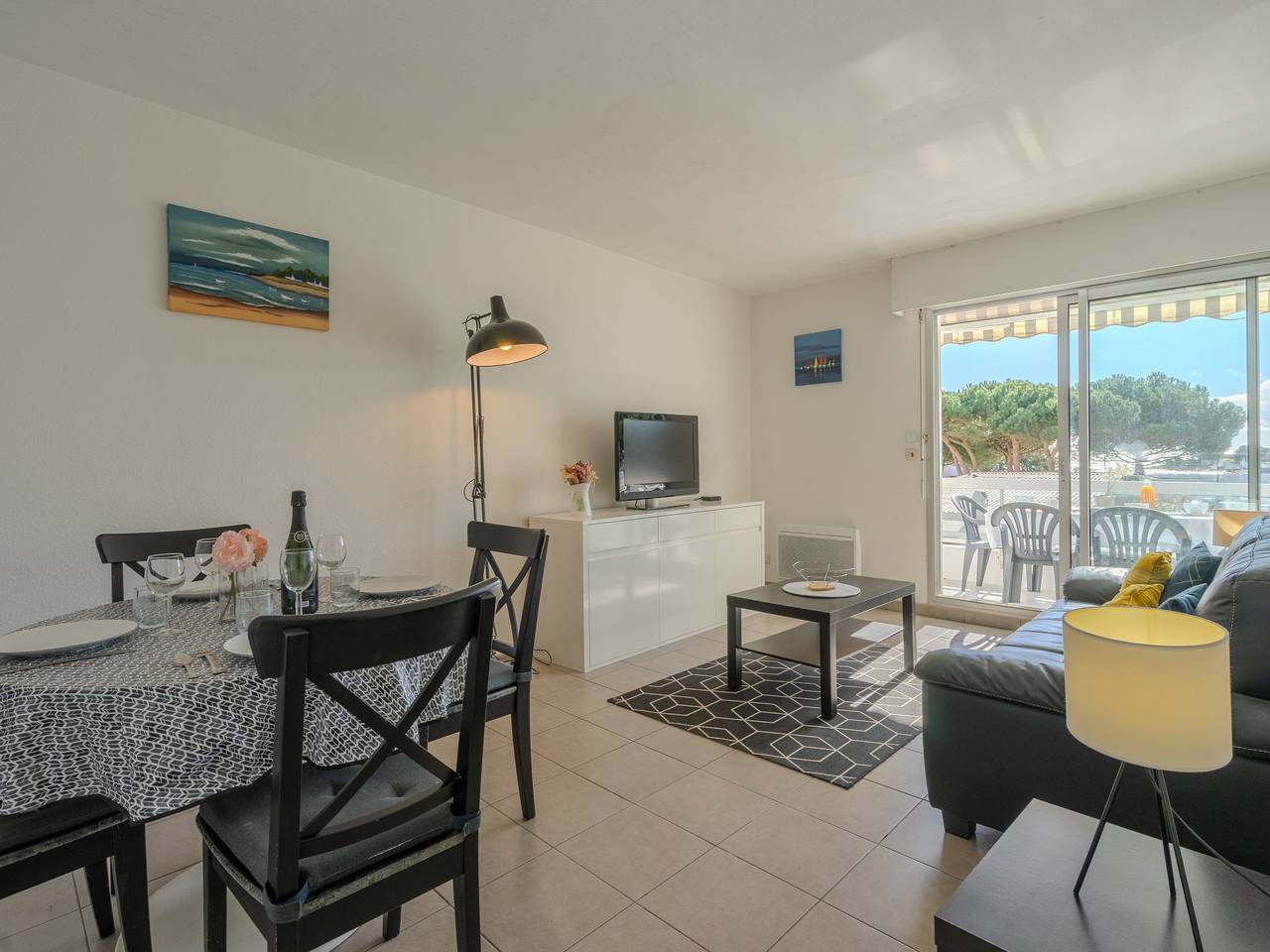 Entire apartment, La Plage in Pontaillac, Royan