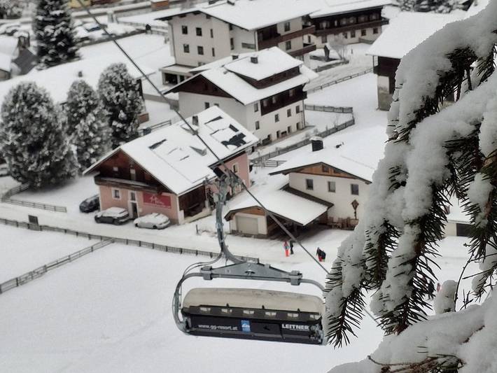 Ferienhaus für 12 Personen, mit Garten und Ausblick, mit Haustier in Kals am Großglockner - 3