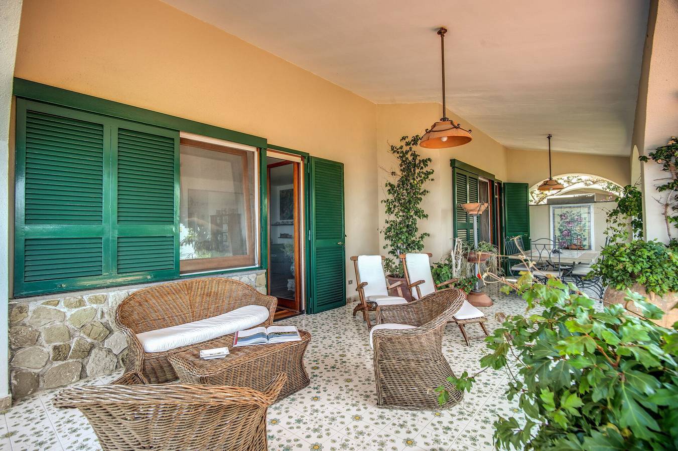 Villa für 9 Personen mit Terrasse in Neapel Provinz