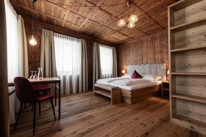Hotel für 2 Personen, mit Ausblick und Garten sowie Pool in Brixen - 4