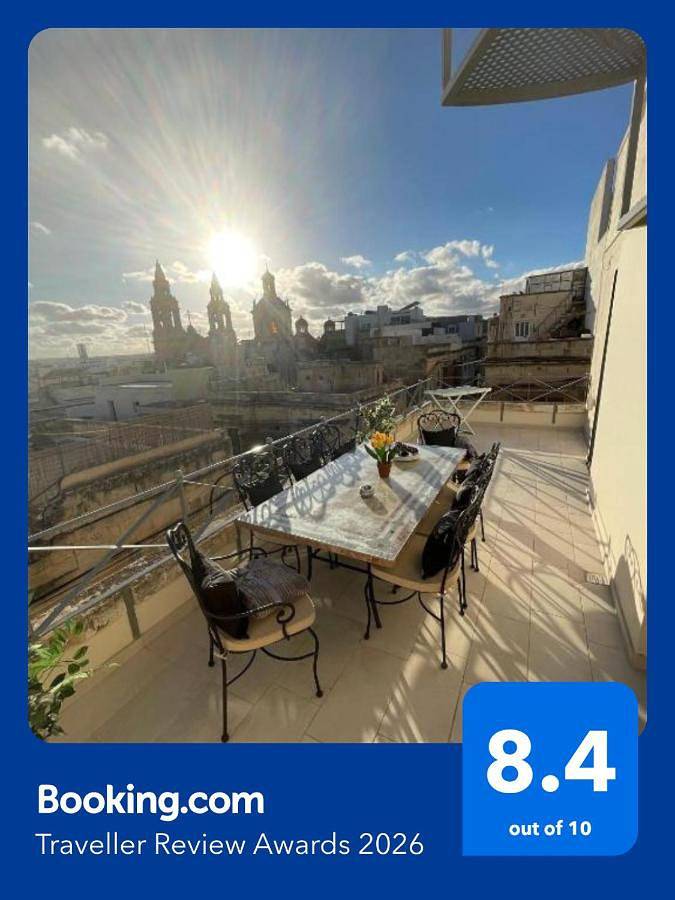 Ferienhaus für 19 Personen, mit Terrasse und Ausblick - 1
