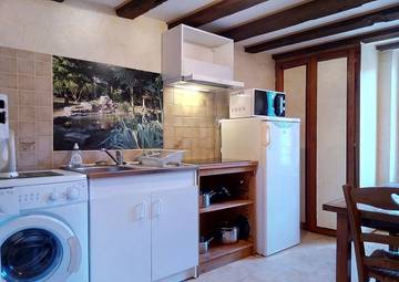 Gîte pour 2 personnes, avec piscine à Châtel-Guyon