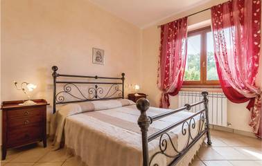 Agriturismo per 5 Persone in Guardea, Provincia di Terni, Foto 3