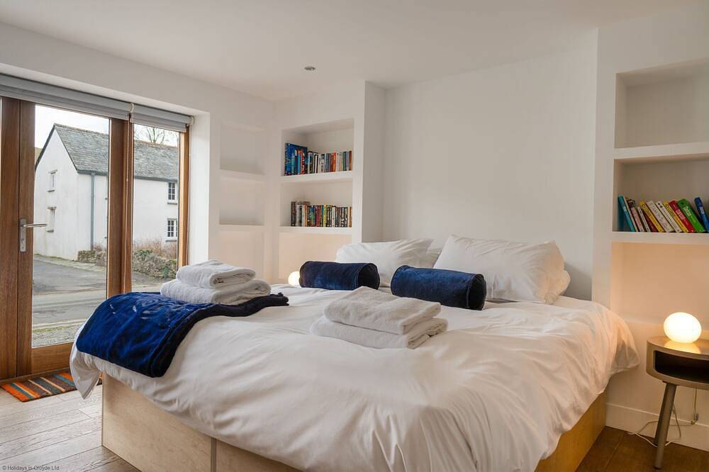 Impresionante conversión de granero en el corazón de Croyde Village. in Croyde, Devon