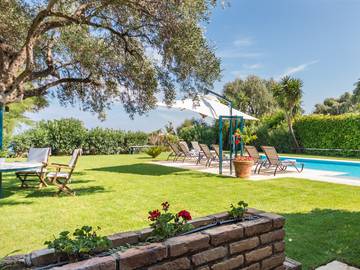 Villa pour 8 Personnes dans Mparmpati, Corfou, Photo 3