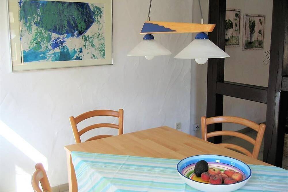 Ganze Wohnung, Ferienwohnung Altes Klösterchen - Ferienwohnung in Buch, Hunsrück