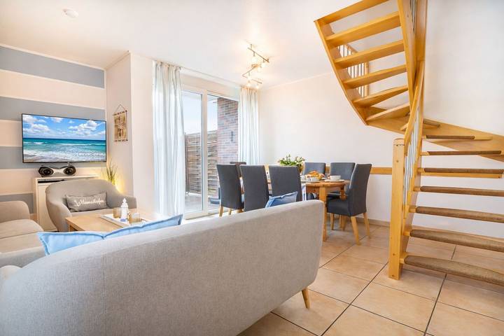 Ferienwohnung für 8 Personen, mit Garten und Ausblick in Schillig - 4