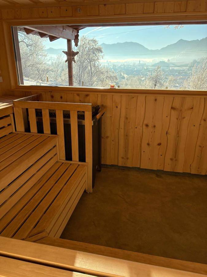 Ferienwohnung für 2 Personen, mit Balkon und Terrasse sowie Garten und Sauna in Hausham - 2