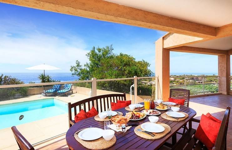 Location de vacances pour 8 personnes, avec piscine et terrasse à Corbara - 3